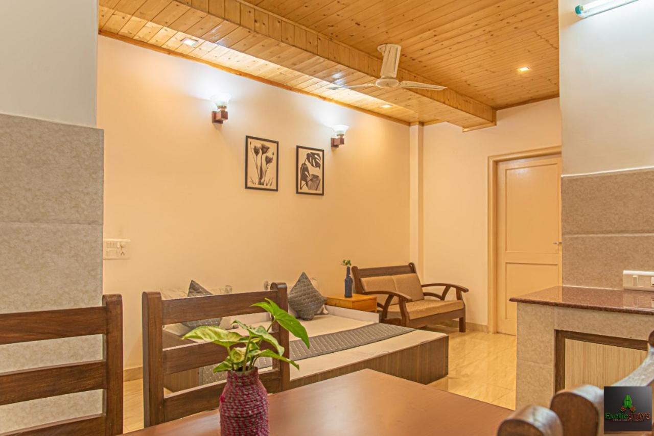 The Kasauli Western Uphills I Serviced Apartments I Pvt Balcony I Peacefull Area I By Exotic Stays Luaran gambar