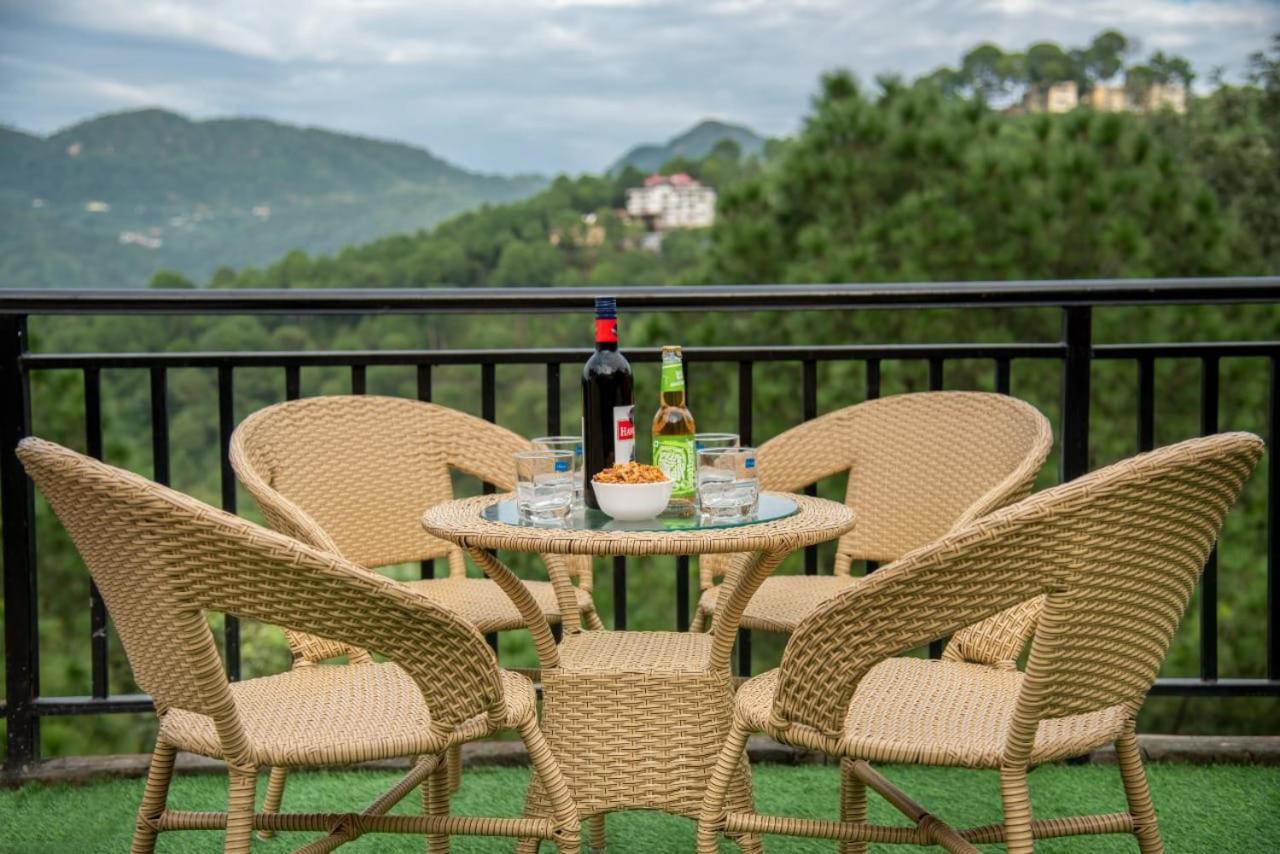 The Kasauli Western Uphills I Serviced Apartments I Pvt Balcony I Peacefull Area I By Exotic Stays Luaran gambar